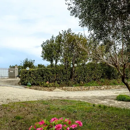 Italian Experience-casa Colleoro * Falconara Marittima