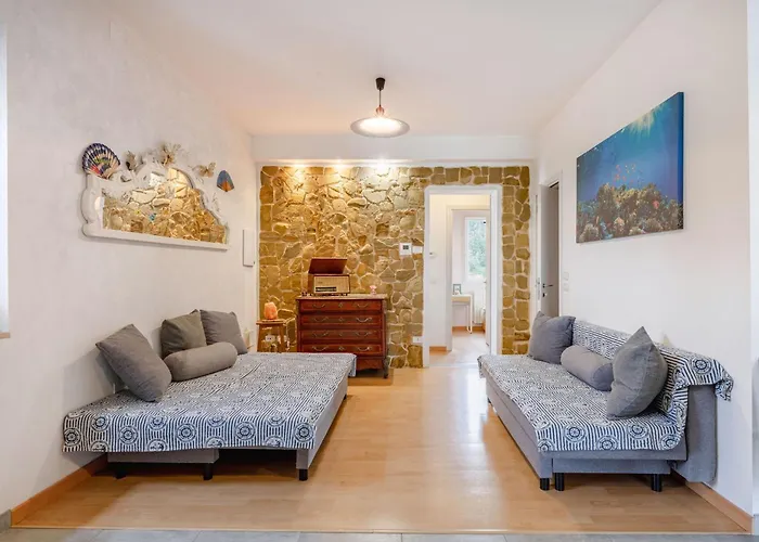 Holiday home Italian Experience-casa Colleoro Falconara Marittima